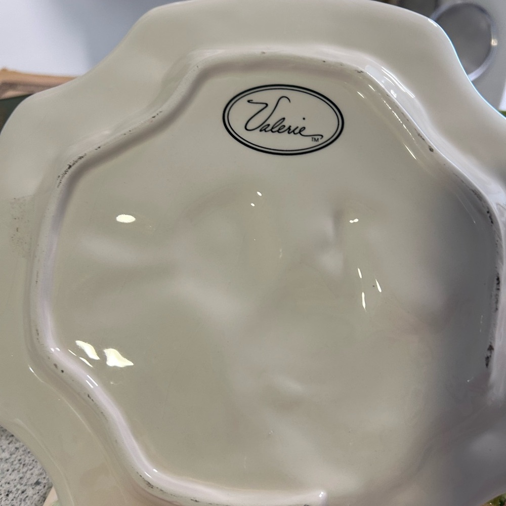 Floral Bunny Ceramic Dinner Plates Set - Picture 3 of 3